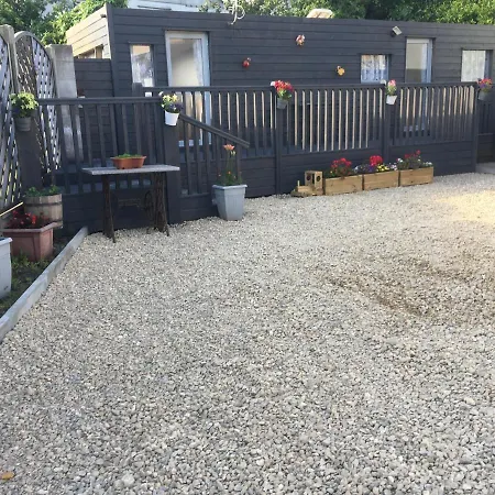 The Caravan At Loggans Holiday home *